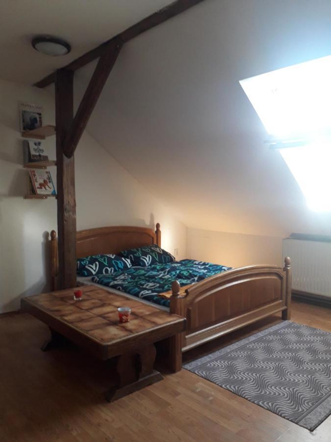 Podkrovni Apartman Olomouc Luaran gambar